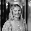 Rosie Blackburn headshot